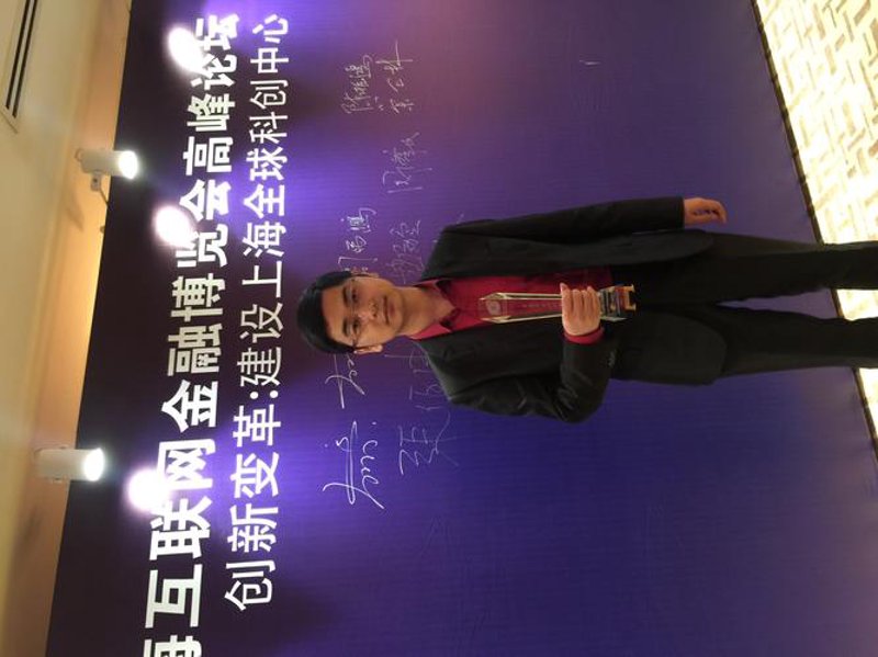 海口男装品牌的营销之道:从街头到时尚前沿